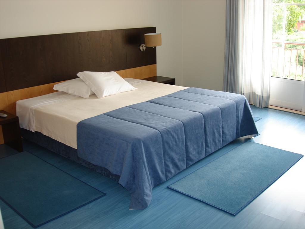 Hotel Rural Solar Das Freiras フィゲイロー・ドス・ヴィーニョス 部屋 写真